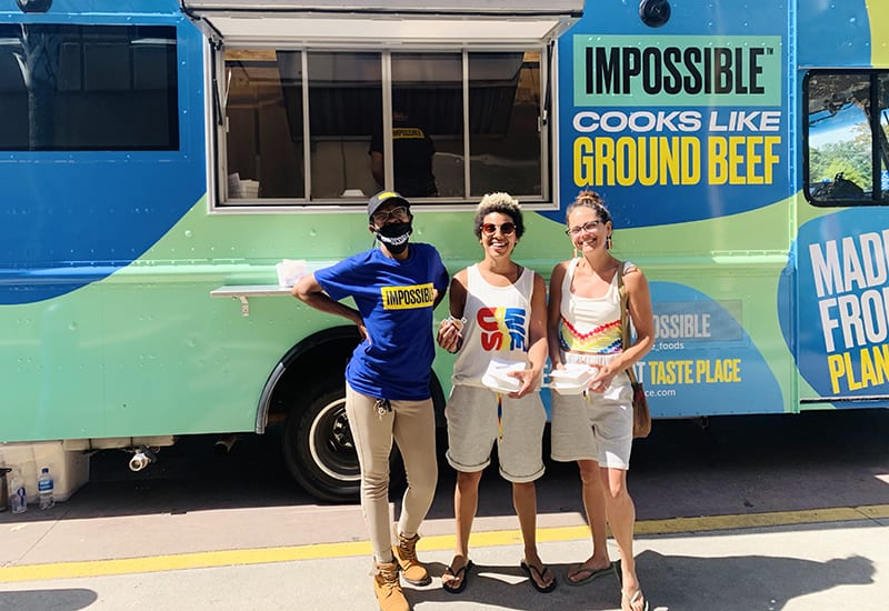 mobile tour 2021 three women in front of food truck