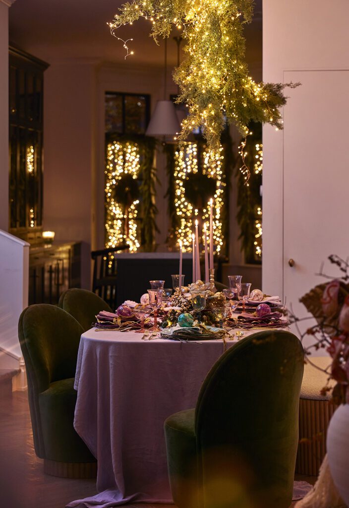 Pinterest x Anthropologie_ Holiday showHouse _Oct 2023_full tablescape