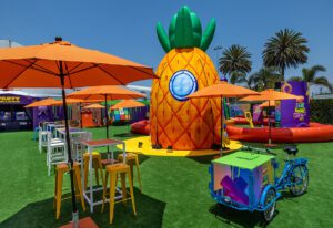 Nickelodeon_Kids Choice 2024_Sponge Bob_pineapple inflatable