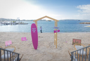 T-mobile_Cannes 2024_surfboard photo