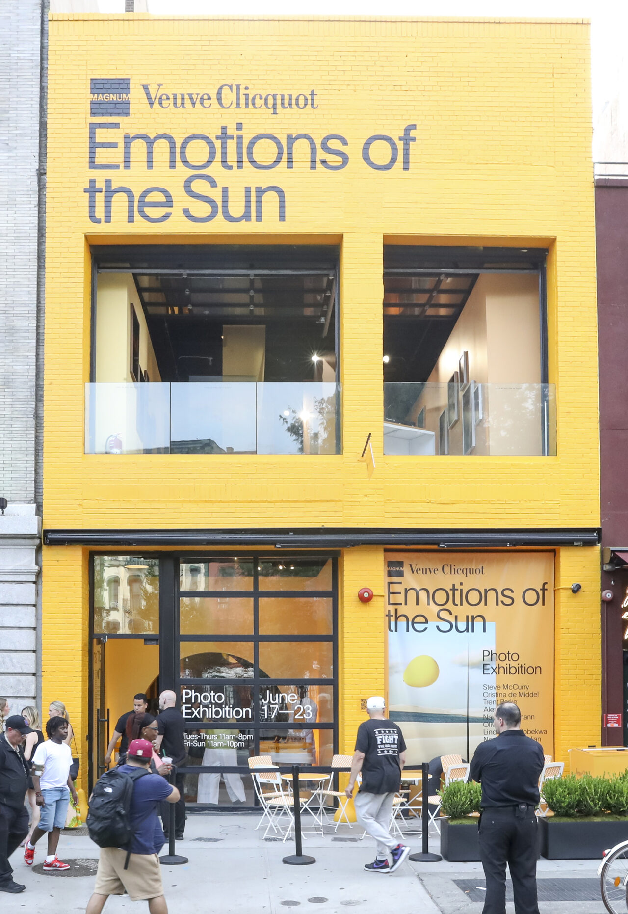 Veuve Clicquot Illuminates New Yorkers with an ‘Emotions of the Sun’ Photo Exhibition