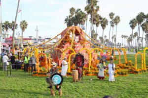 dia de muertos don julio ofrenda 2024 LA