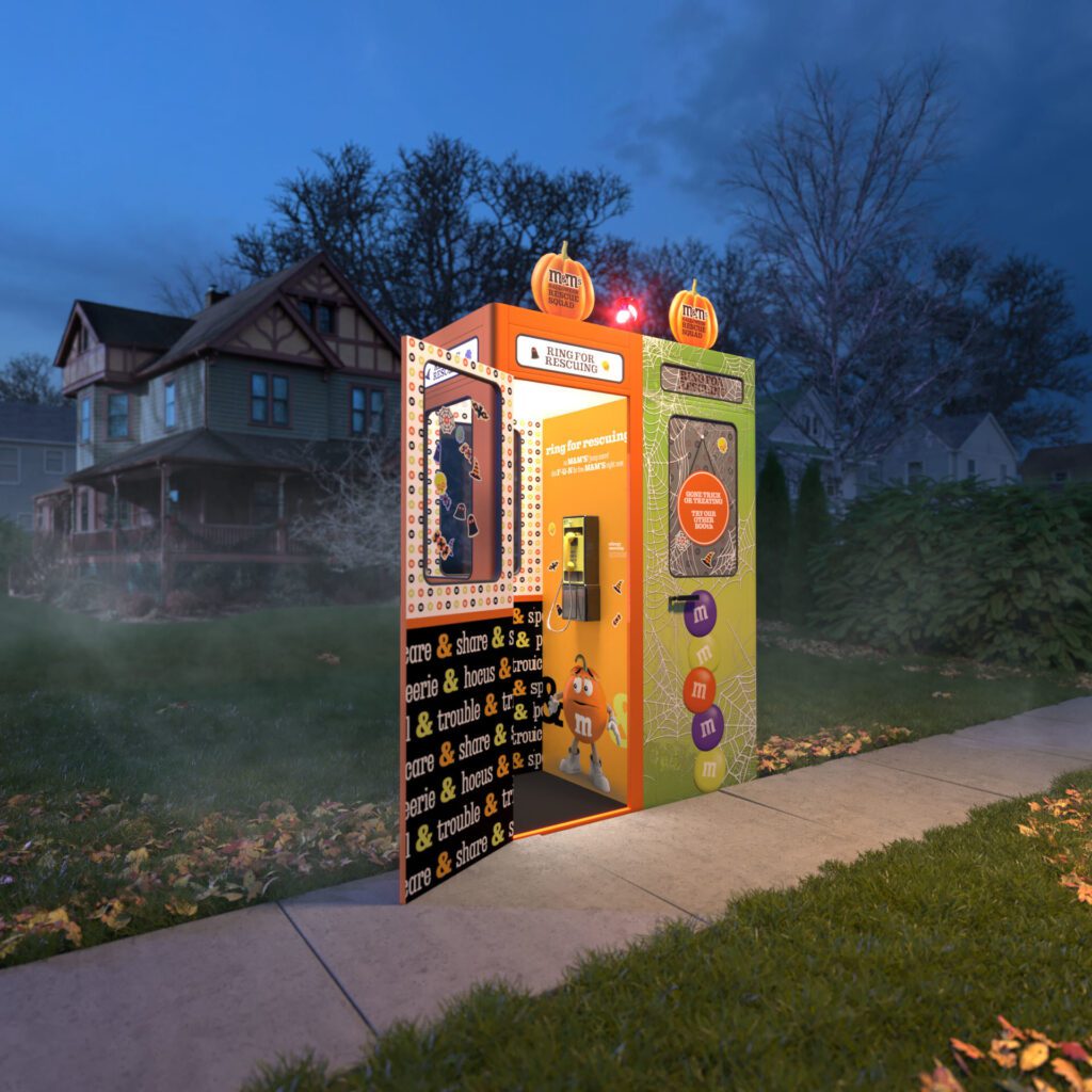 M&M'S Halloween Resque Squad is back and on a mission to rescue even more consumers from running out of candy Halloween night with the addition of M&M'S Rescue BOOths in the areas that had the most "out of candy" calls to Rescue Squad last year